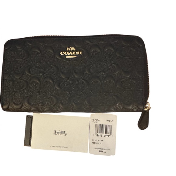 NWT COACH Accordion ZipWallet in Signature
Leather Black - Picture 1 of 8